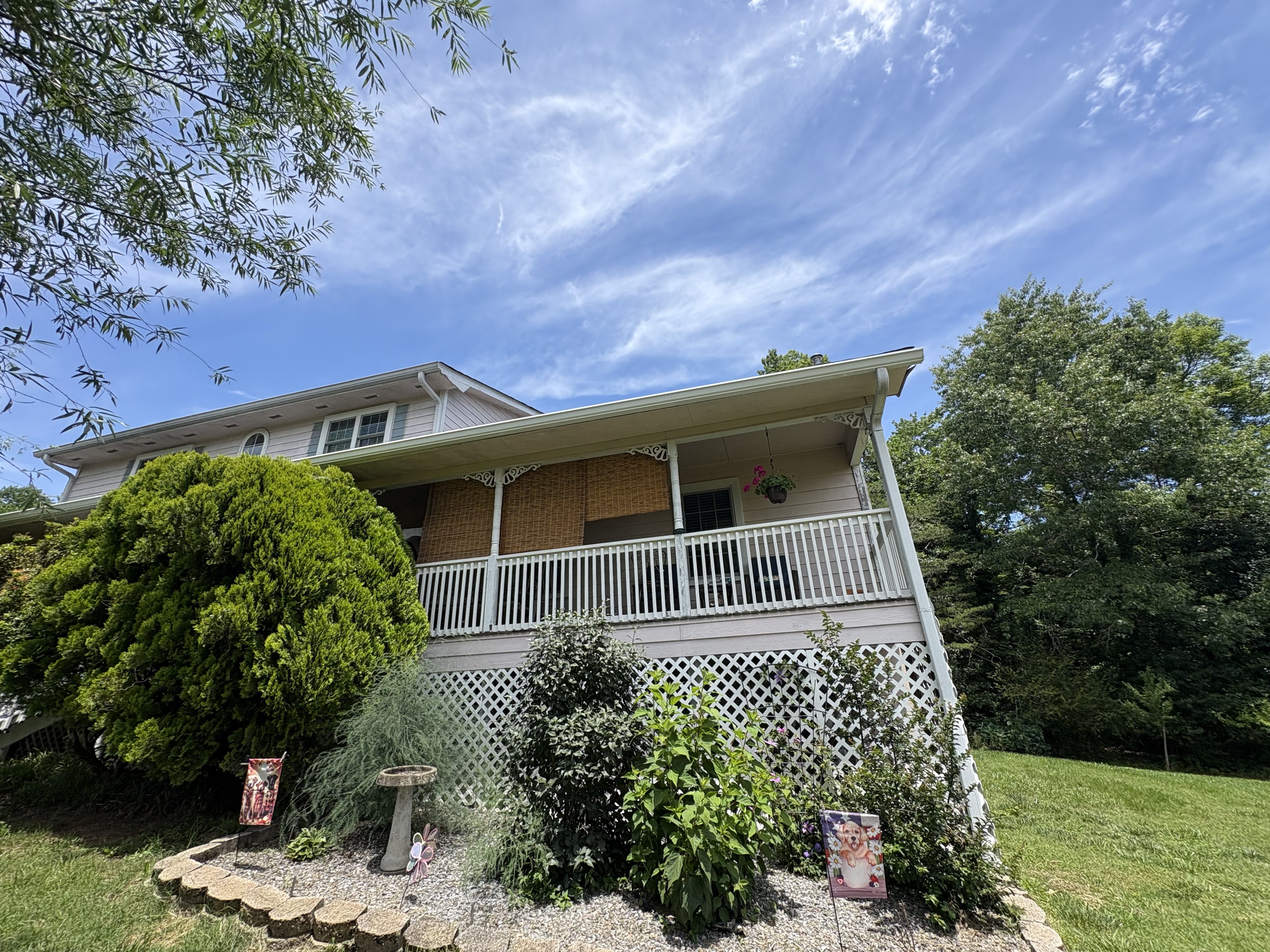 Recent seamless gutter install 14