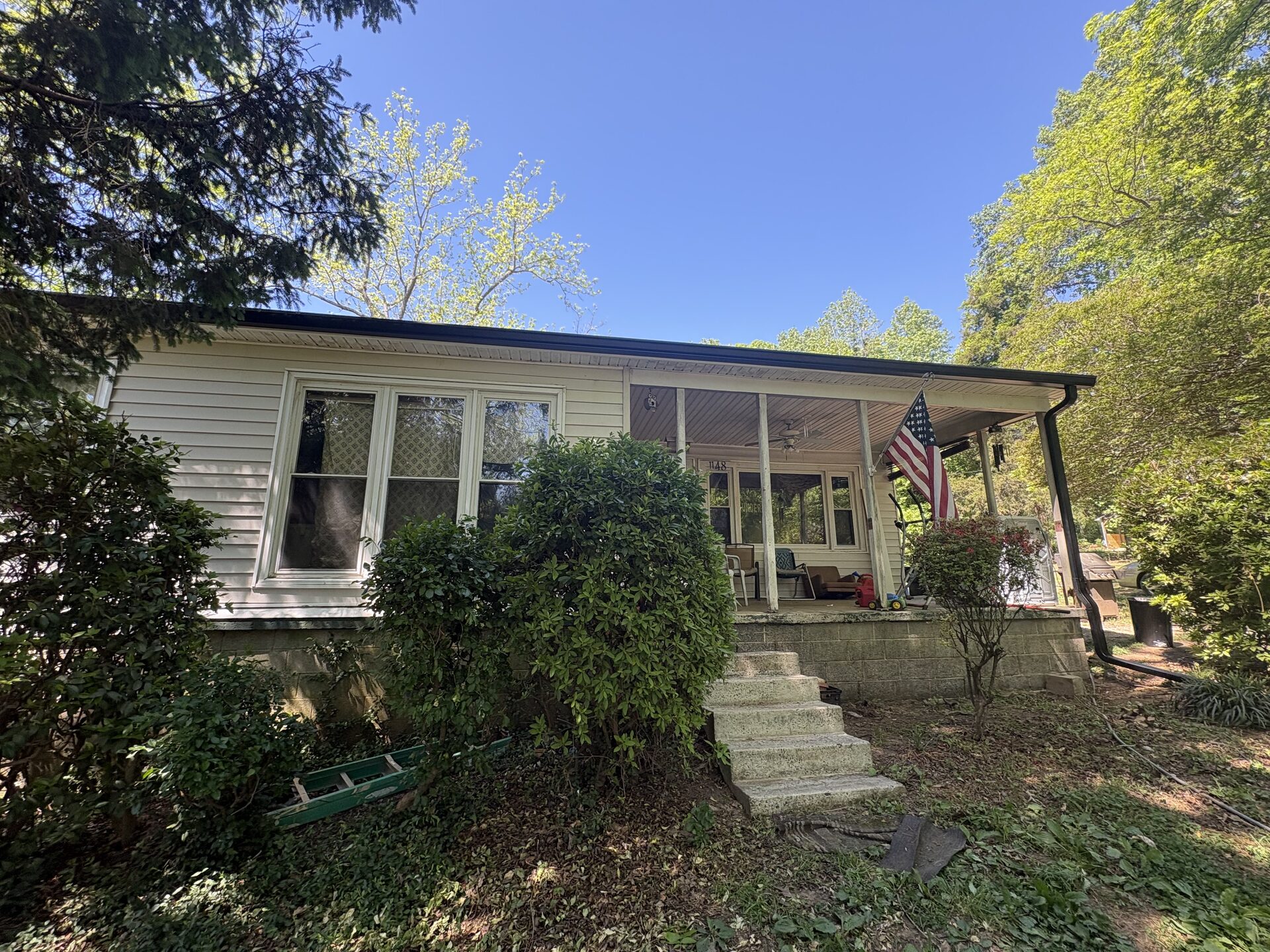 Recent seamless gutter install 3